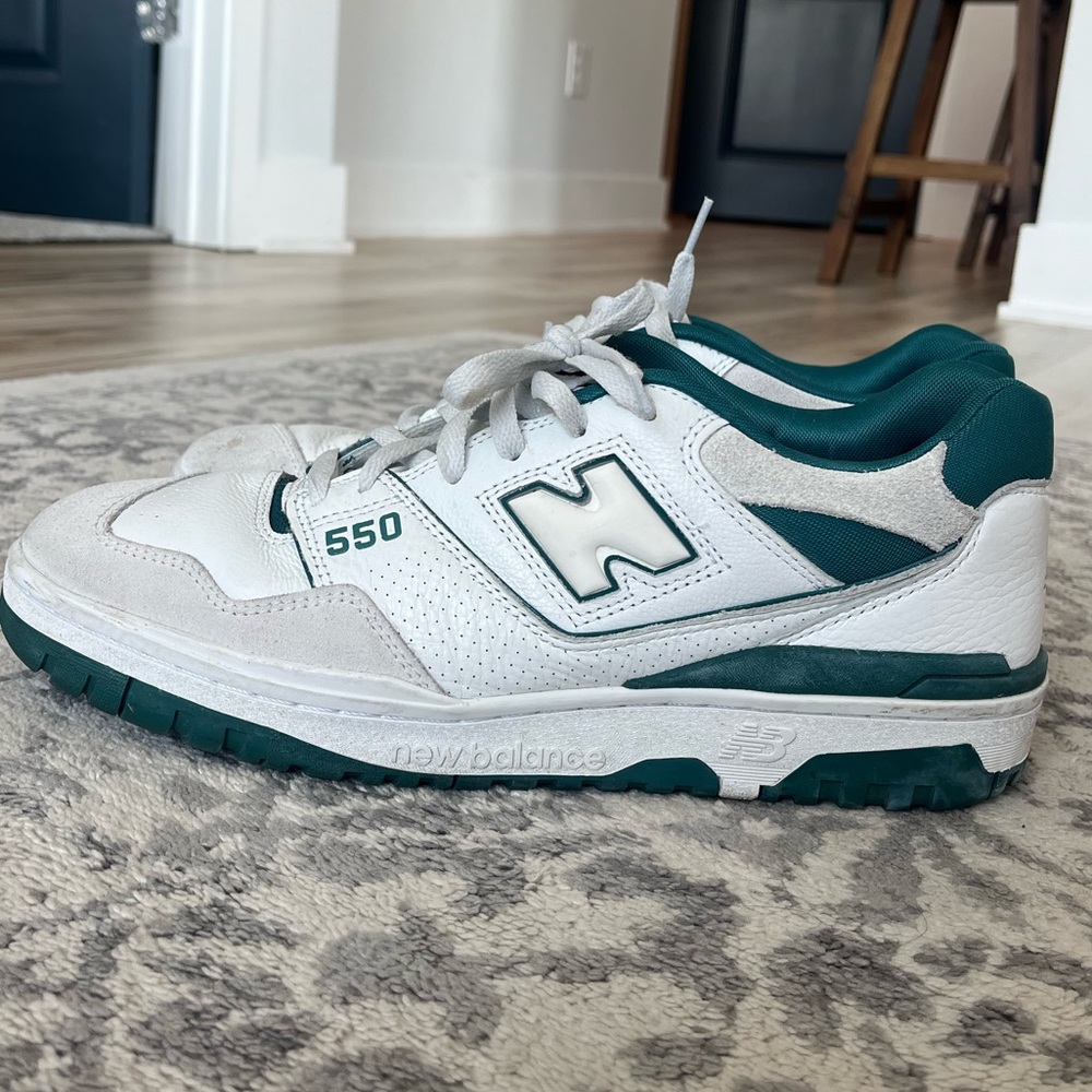 Men’s New Balance 550’s.